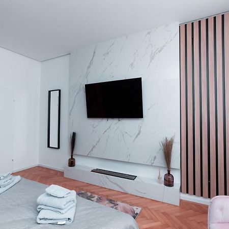 Petit Luxe Apartment Βιέννη Εξωτερικό φωτογραφία