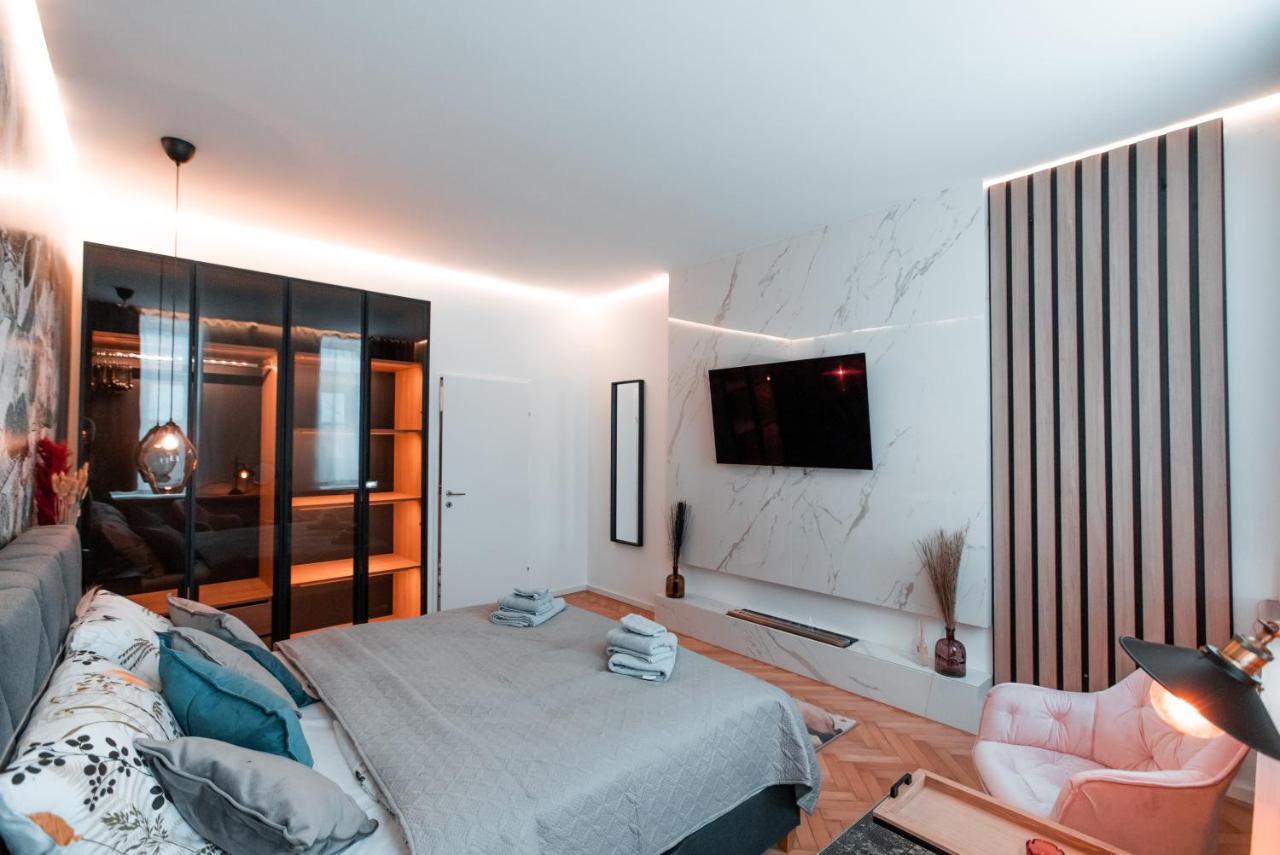 Petit Luxe Apartment Βιέννη Εξωτερικό φωτογραφία
